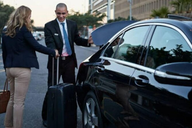 Private Transport from Doha Airport Image 1